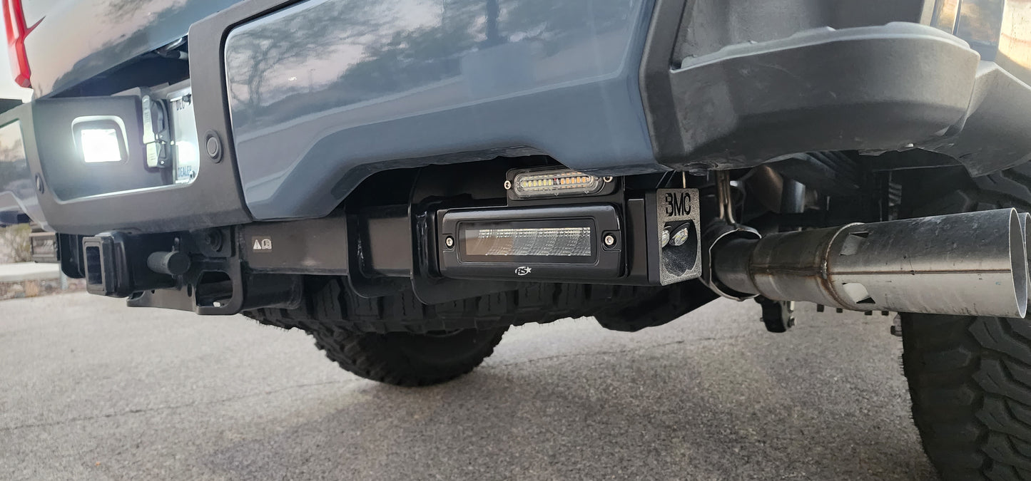 BMC 17-26 Ford Superduty Hitchbar Rear Lights with 7" Racesport Black Series LED inc. Harness